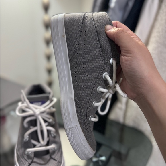 Nike shoes - Picture 5 of 9